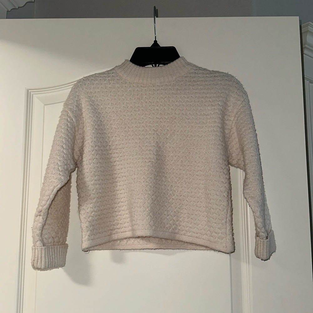 Beige Zara sweater , size 6-7
